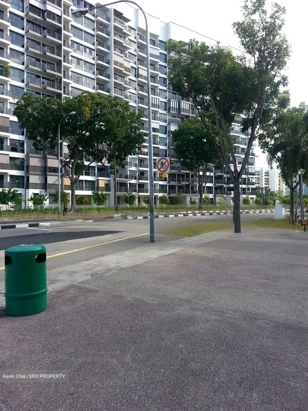 Bedok Reservoir Road (D16), Retail #463340091